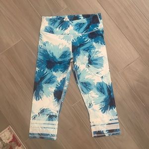 Fabletics crop leggings